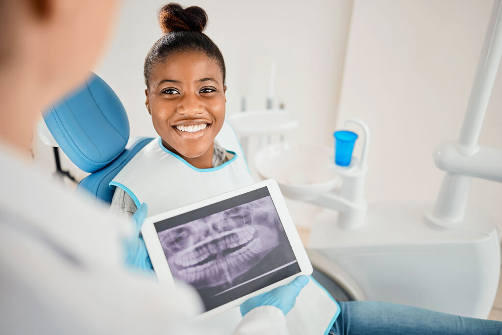 Dental Implants in Annapolis, A Patient Friendly Guide to the Process and Healing Timeline